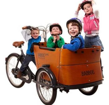 Kids in cargo bike
